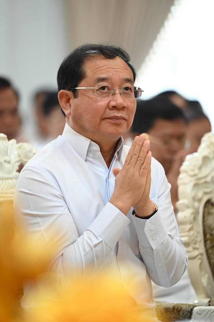 ក្រសួងសុខាភិបាល រៀបចំពិធីសូត្រមន្តប្រោះព្រំ ប្រសិទ្ធពរជ័យ សិរីមង្គល ក្នុងឱកាសបុណ្យចូលឆ្នាំថ្មីប្រពៃណីជាតិខ្មែរ - Image 14